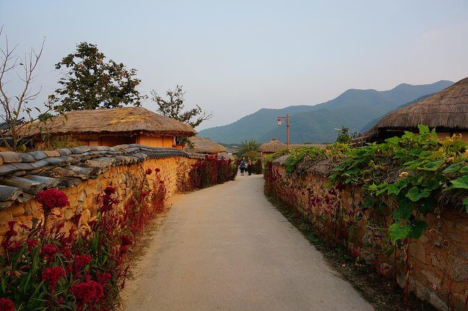 Andong Hahoe Folk Village [UNESCO World Heritage] Private Tour from Seoul - Stop 2: Buyongdae Cliff for big views over Hahoe
