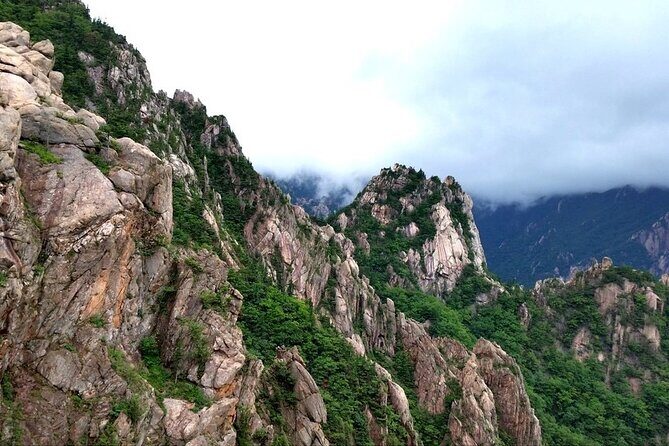 Discover Eastern Korea in 4days: All-Inclusive Experience - Meeting in Seoul: the start point, end point, and time you can’t ignore