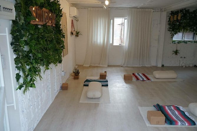 K-pop Dance Class for Beginners and Video Shoot at HiKR Ground - What to bring so you can dance comfortably