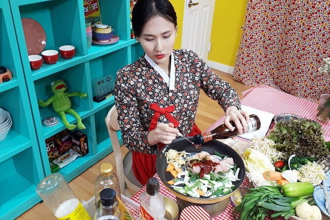 Korea Cooking Class with 3 stars Michelin Chef & Content creators - Lotte World Tower & Mall and Lotte World: Seoul night views between bites