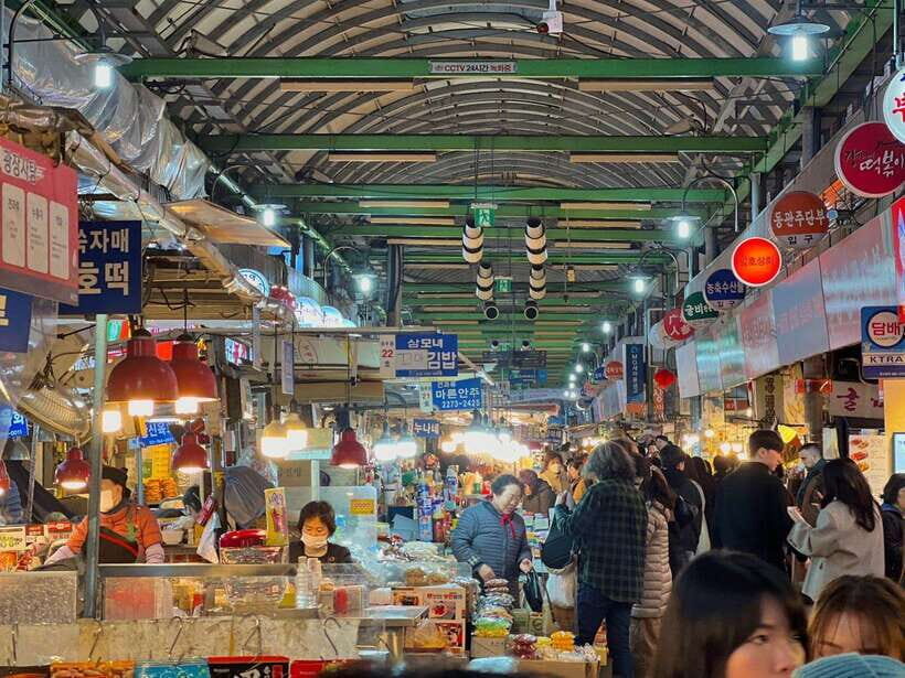 Seoul: Fearless Foodie Gwangjang Market Food Adventure - Starting at Jongno 5-ga Station Exit 8: Timing and mindset
