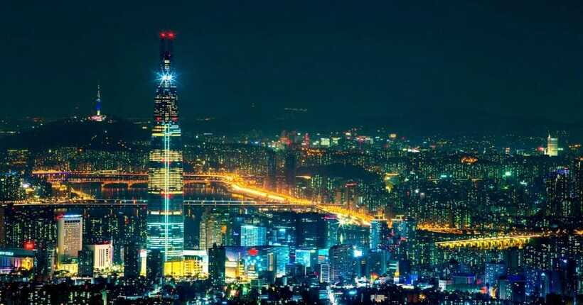 Seoul: Sky Lotte World Tower Ticket - The Digital Show and Design Details You Should Actually Notice
