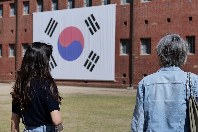Seoul’s Hidden Dark History Guided Tour of Seodaemun Prison - Key highlights to look for